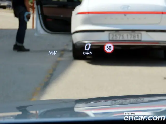 Mercedes-Benz E-Class 2016 1.9 автомат (гидро), миниатюра 10 Mercedes-Benz E-Class 2016 1.9 автомат (гидро), миниатюра 10