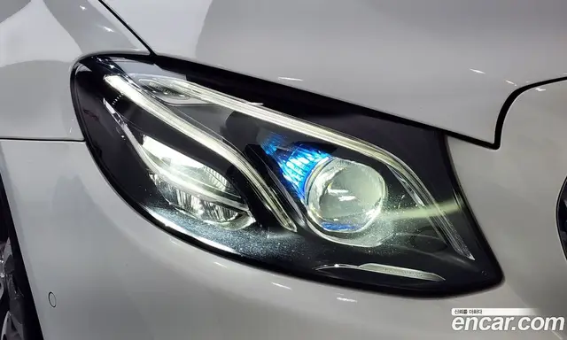 Mercedes-Benz E-Class 2018 2.0 автомат (гидро), миниатюра 8