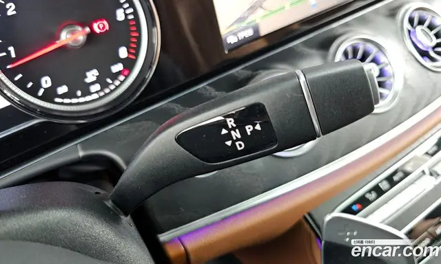 Mercedes-Benz E-Class 2019 1.9 автомат (гидро), миниатюра 9