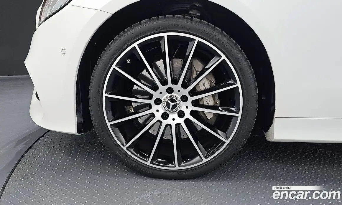 Mercedes-Benz E-Class 2019 3.0 автомат (гидро), фото 5 Mercedes-Benz E-Class 2019 3.0 автомат (гидро), фото 5