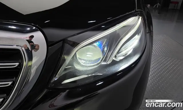 Mercedes-Benz E-Class 2020 3.0 автомат (гидро), миниатюра 8 Mercedes-Benz E-Class 2020 3.0 автомат (гидро), миниатюра 8