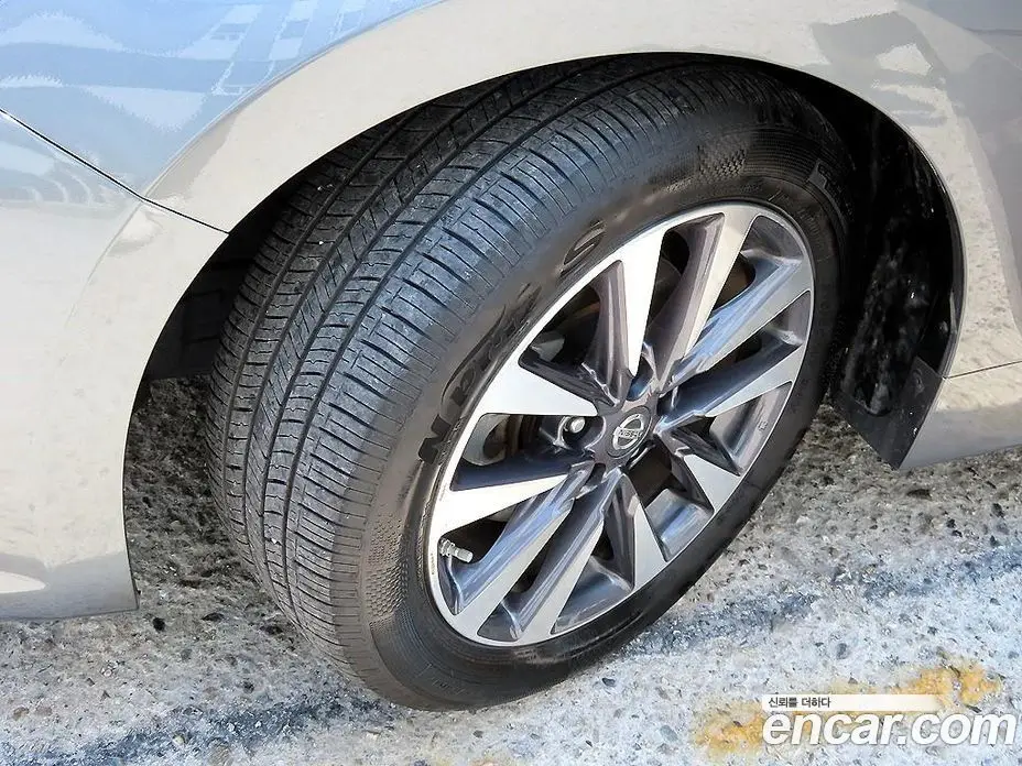 Nissan Altima 2017 2.5 автомат (гидро), фото 18 Nissan Altima 2017 2.5 автомат (гидро), фото 18