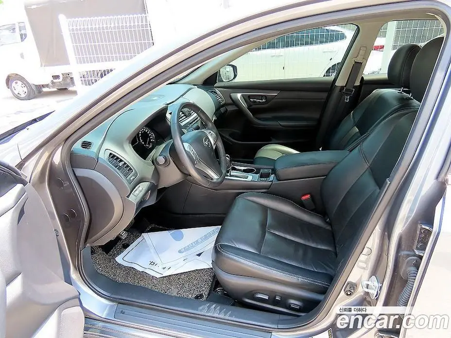 Nissan Altima 2017 2.5 автомат (гидро), фото 7 Nissan Altima 2017 2.5 автомат (гидро), фото 7