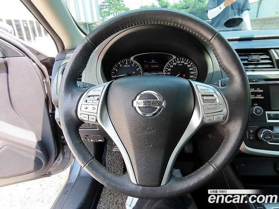 Nissan Altima 2017 2.5 автомат (гидро), фото 10 Nissan Altima 2017 2.5 автомат (гидро), фото 10
