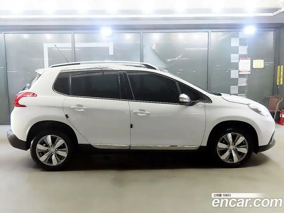Peugeot 2008 2015 1.6 автомат (гидро), фото 3 Peugeot 2008 2015 1.6 автомат (гидро), фото 3