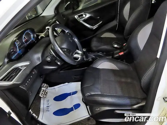 Peugeot 2008 2015 1.6 автомат (гидро), миниатюра 6 Peugeot 2008 2015 1.6 автомат (гидро), миниатюра 6