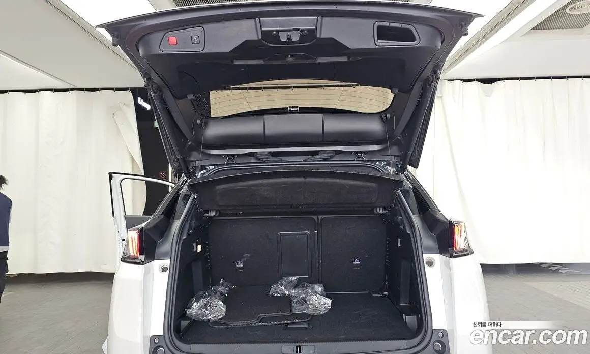 Peugeot 3008 2021 1.5 автомат (гидро), фото 20 Peugeot 3008 2021 1.5 автомат (гидро), фото 20