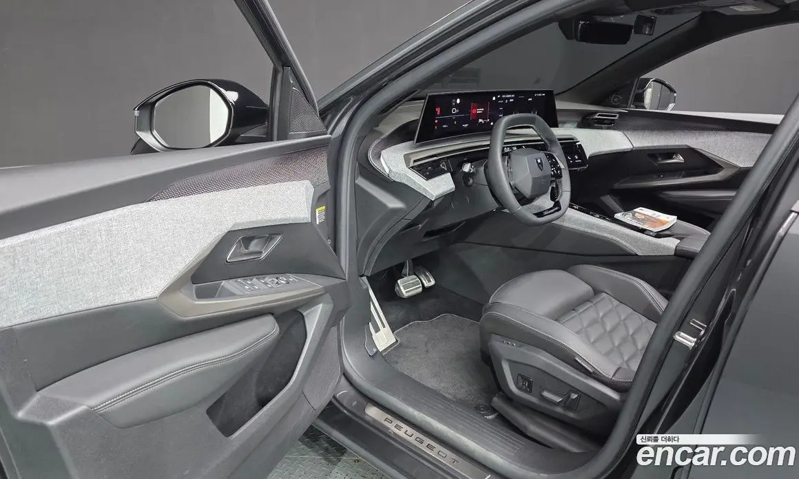 Peugeot 3008 2025 1.2 автомат (гидро), фото 13