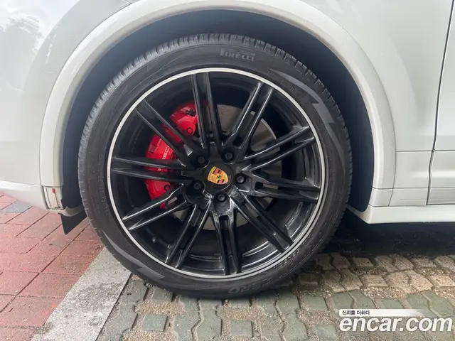 Porsche Cayenne 2016 3.6 автомат (гидро), миниатюра 5 Porsche Cayenne 2016 3.6 автомат (гидро), миниатюра 5