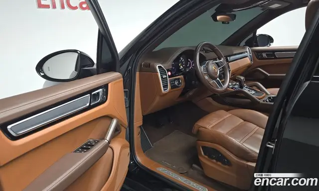 Porsche Cayenne 2023 3.0 автомат (гидро), миниатюра 12