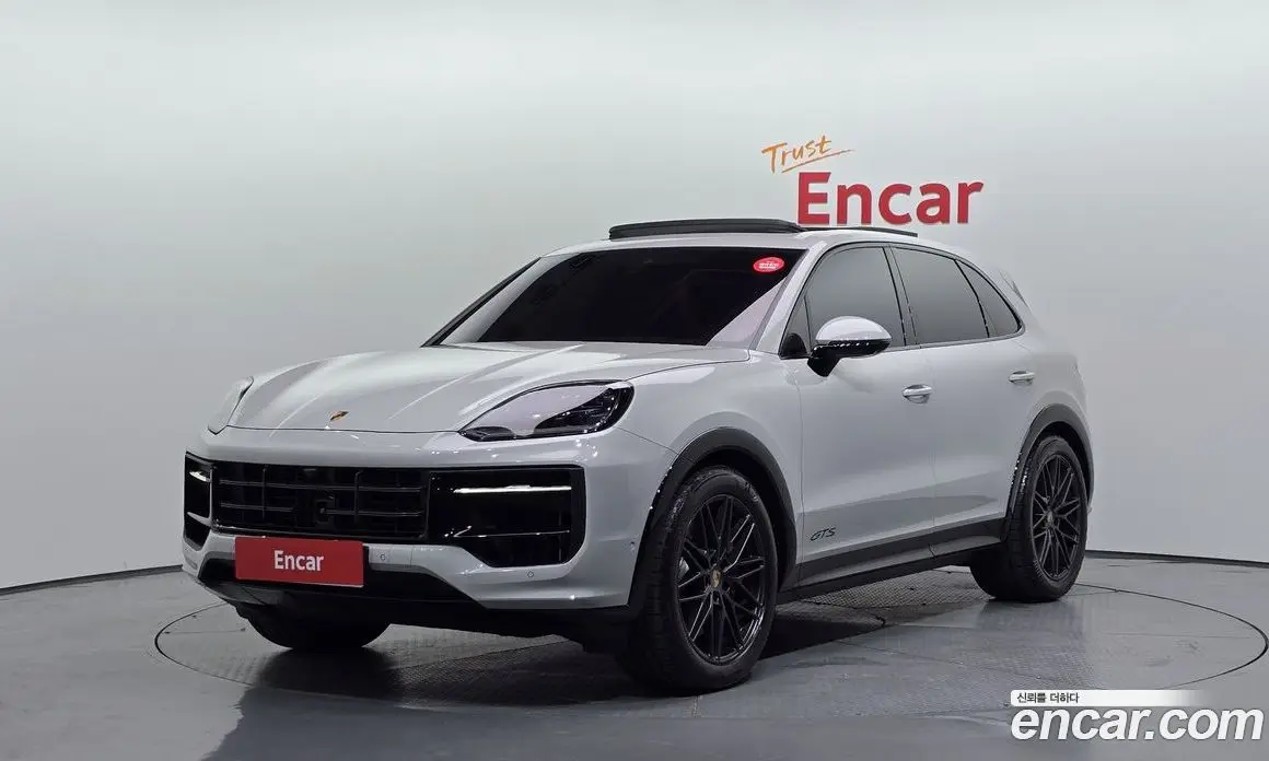 Porsche Cayenne 2025 4.0 автомат (гидро), фото 1 Porsche Cayenne 2025 4.0 автомат (гидро), фото 1