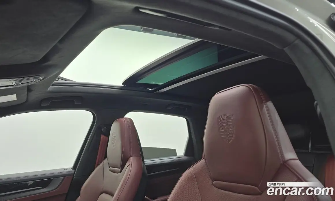 Porsche Cayenne 2025 4.0 автомат (гидро), фото 16 Porsche Cayenne 2025 4.0 автомат (гидро), фото 16