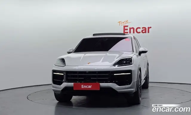 Porsche Cayenne 2025 4.0 автомат (гидро), миниатюра 3 Porsche Cayenne 2025 4.0 автомат (гидро), миниатюра 3