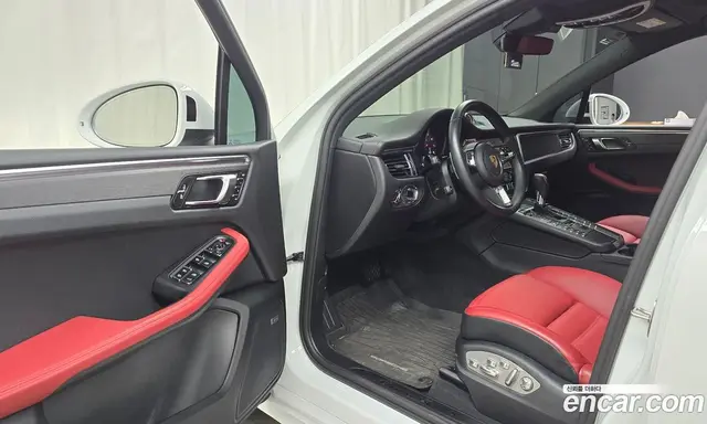 Porsche Macan 2020 2.9 автомат (гидро), миниатюра 12