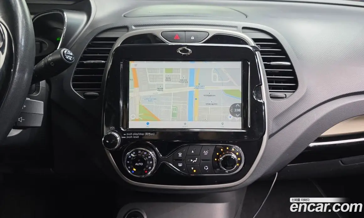 Renault (Samsung) QM3 2016 1.5 автомат (гидро), фото 14 Renault (Samsung) QM3 2016 1.5 автомат (гидро), фото 14