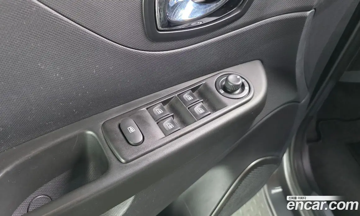 Renault (Samsung) QM3 2016 1.5 автомат (гидро), фото 18 Renault (Samsung) QM3 2016 1.5 автомат (гидро), фото 18