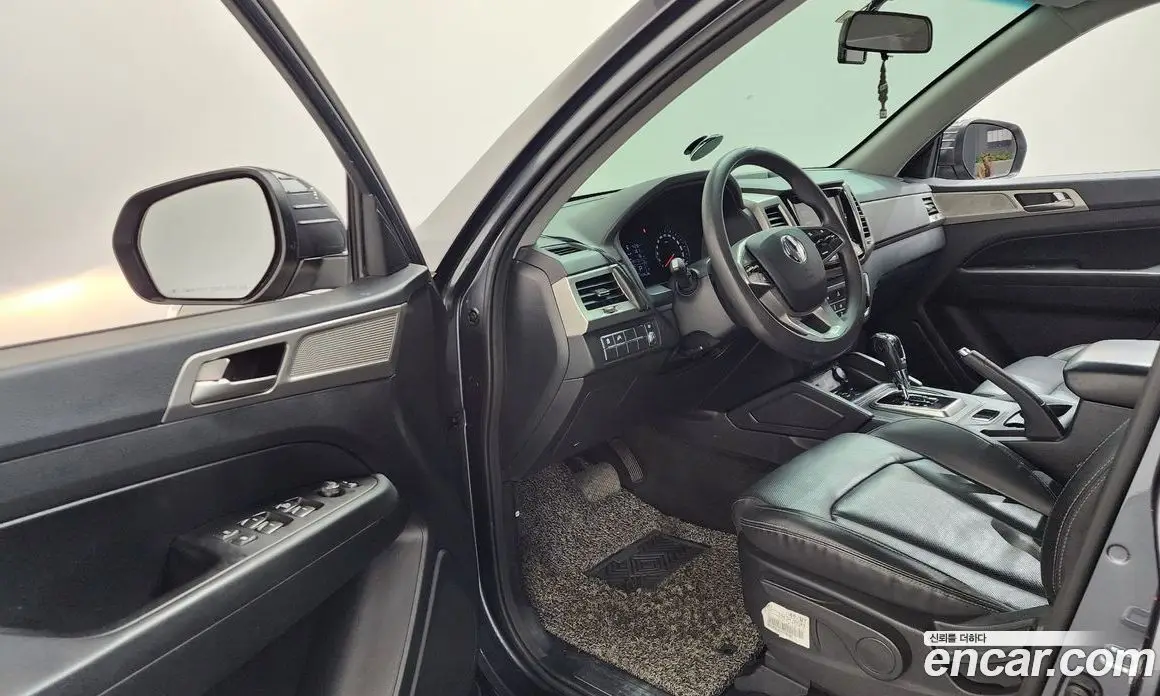 SsangYong Rexton 2018 2.2 автомат (гидро), фото 13 SsangYong Rexton 2018 2.2 автомат (гидро), фото 13