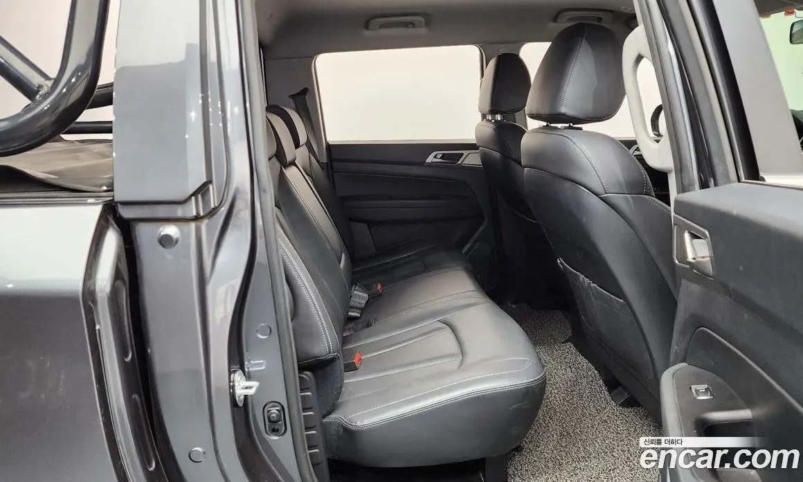 SsangYong Rexton 2018 2.2 автомат (гидро), фото 17 SsangYong Rexton 2018 2.2 автомат (гидро), фото 17