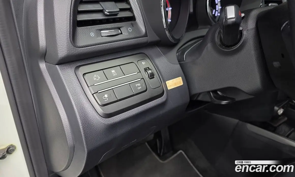 SsangYong TIBOLI 2016 1.6 автомат (гидро), фото 25 SsangYong TIBOLI 2016 1.6 автомат (гидро), фото 25