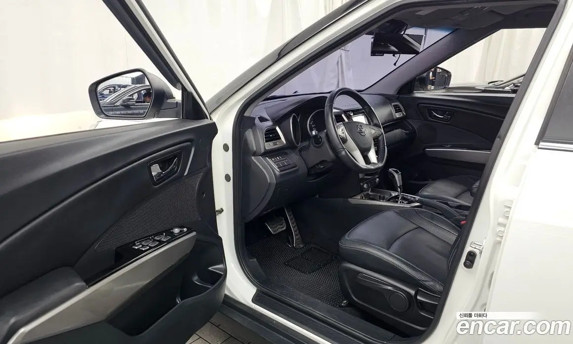 SsangYong TIBOLI 2016 1.6 автомат (гидро), фото 13 SsangYong TIBOLI 2016 1.6 автомат (гидро), фото 13