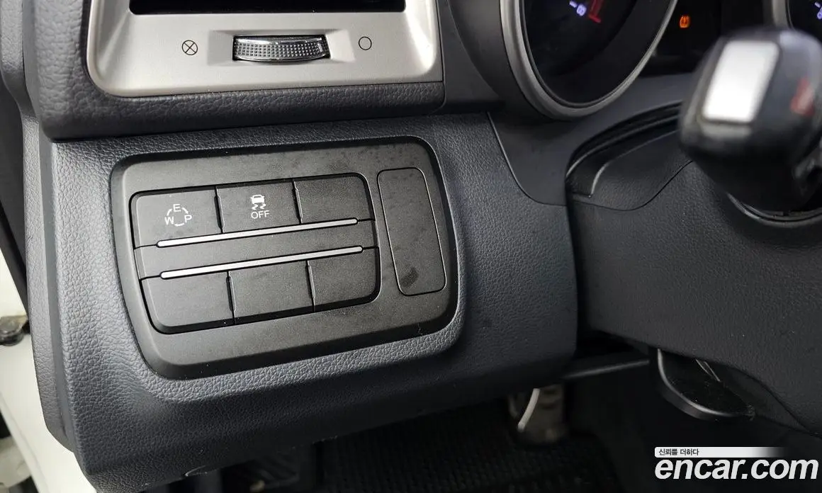 SsangYong TIBOLI 2016 1.6 автомат (гидро), фото 28 SsangYong TIBOLI 2016 1.6 автомат (гидро), фото 28