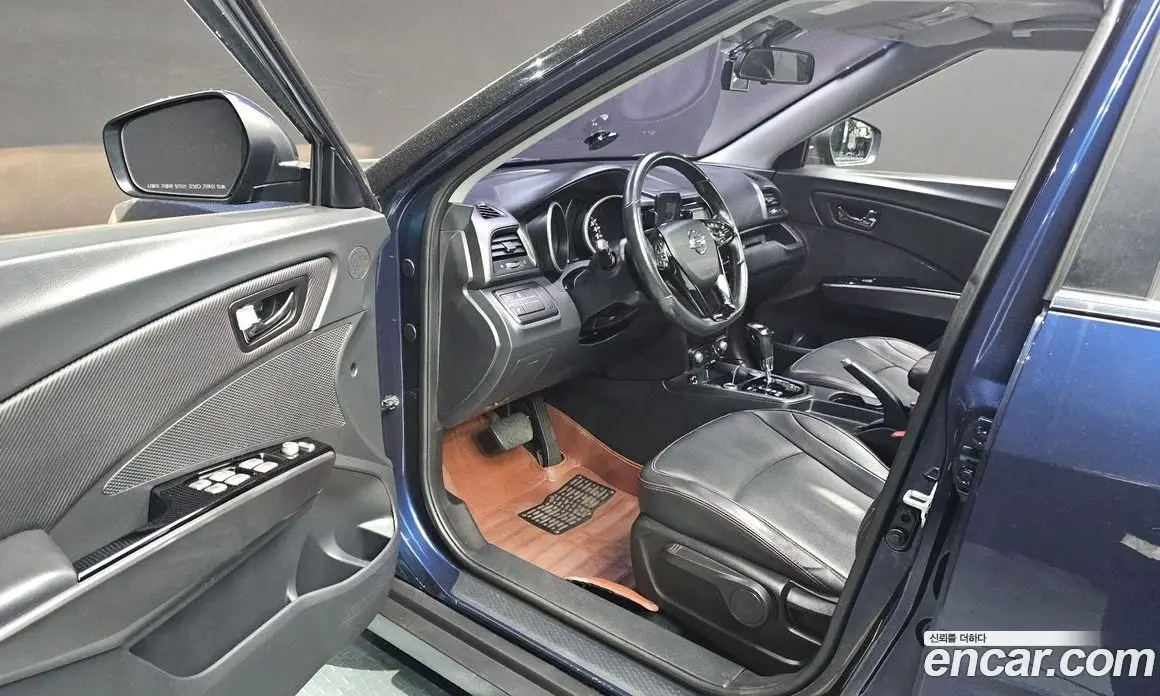 SsangYong TIBOLI 2017 1.6 автомат (гидро), фото 10 SsangYong TIBOLI 2017 1.6 автомат (гидро), фото 10