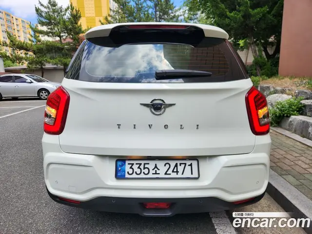 SsangYong TIBOLI 2022 1.5 автомат (гидро), миниатюра 4