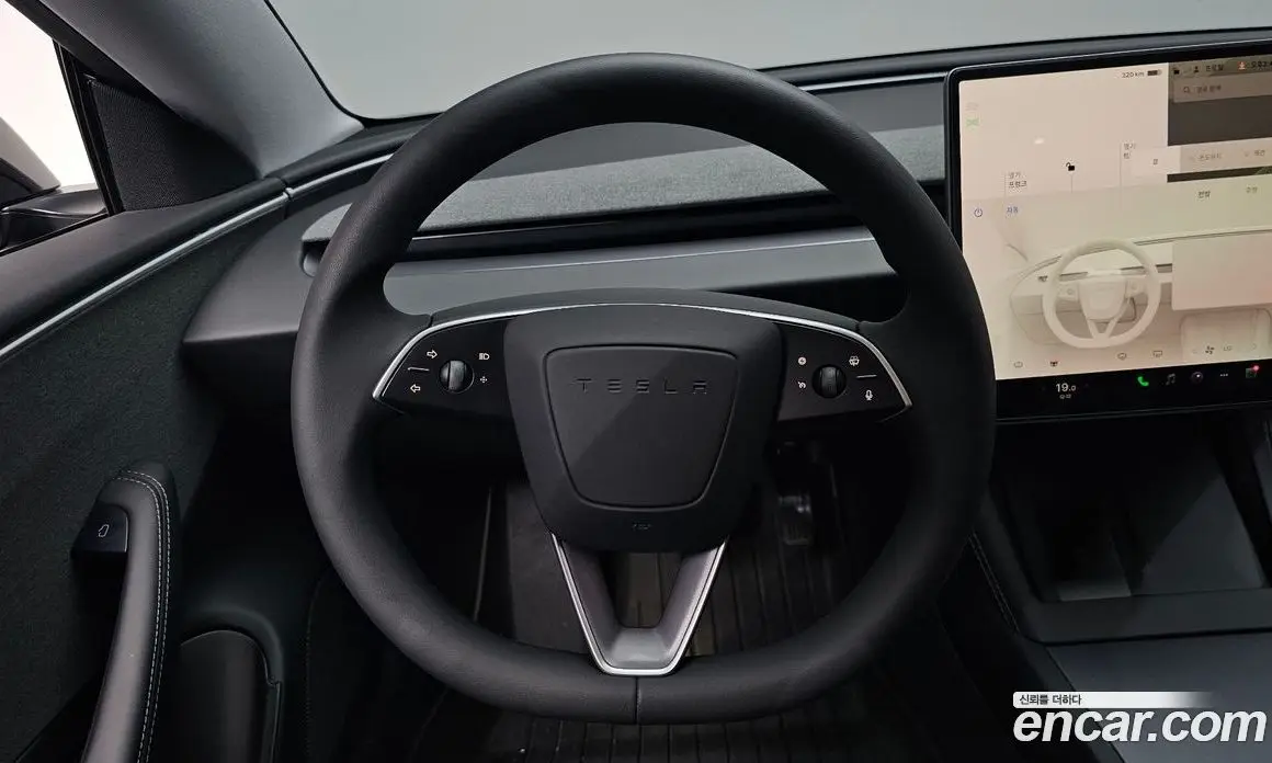Tesla Model 3 2024 0.2 автомат (гидро), фото 18 Tesla Model 3 2024 0.2 автомат (гидро), фото 18