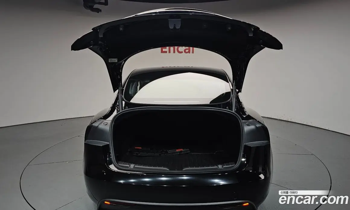 Tesla Model 3 2024 0.2 автомат (гидро), фото 25 Tesla Model 3 2024 0.2 автомат (гидро), фото 25