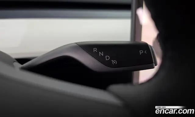 Tesla Model Y 2023 0.2 автомат (гидро), миниатюра 12