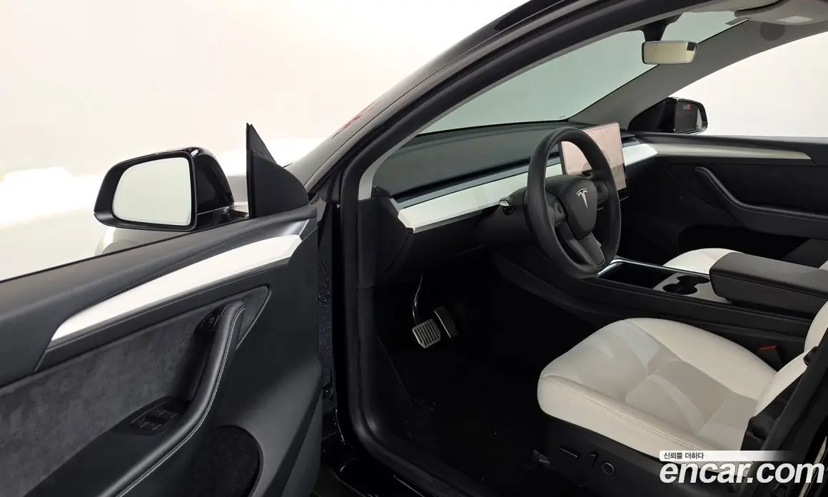 Tesla Model Y 2023 0.2 автомат (гидро), фото 13 Tesla Model Y 2023 0.2 автомат (гидро), фото 13