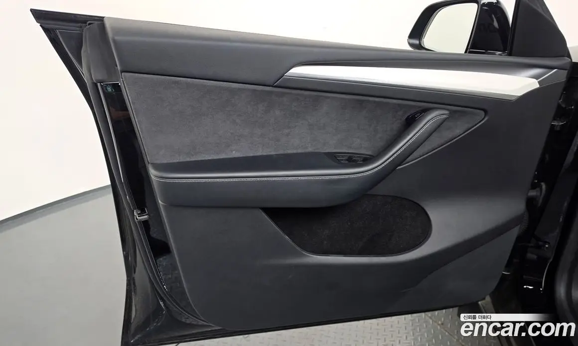 Tesla Model Y 2023 0.2 автомат (гидро), фото 14 Tesla Model Y 2023 0.2 автомат (гидро), фото 14