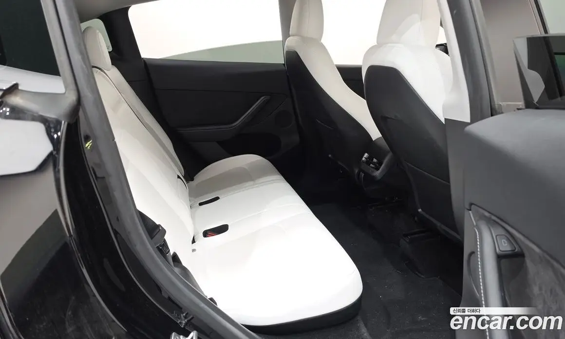 Tesla Model Y 2023 0.2 автомат (гидро), фото 17 Tesla Model Y 2023 0.2 автомат (гидро), фото 17