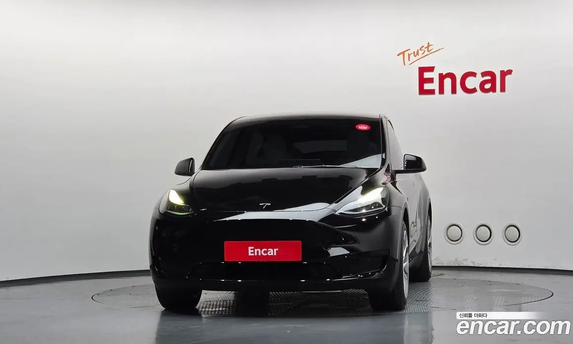 Tesla Model Y 2023 0.2 автомат (гидро), фото 3 Tesla Model Y 2023 0.2 автомат (гидро), фото 3