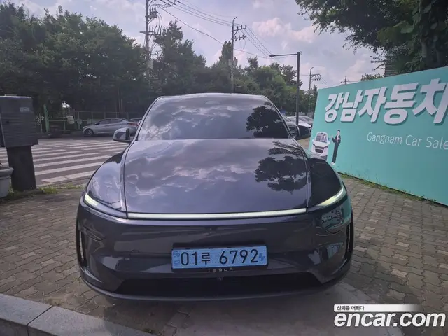 Tesla Model Y 2025 0.2 автомат (гидро), миниатюра 2 Tesla Model Y 2025 0.2 автомат (гидро), миниатюра 2