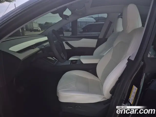 Tesla Model Y 2025 0.2 автомат (гидро), миниатюра 9 Tesla Model Y 2025 0.2 автомат (гидро), миниатюра 9