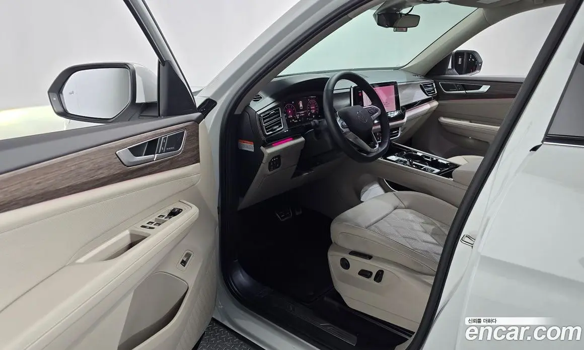Volkswagen Atlas 2025 2.0 автомат (гидро), фото 13 Volkswagen Atlas 2025 2.0 автомат (гидро), фото 13