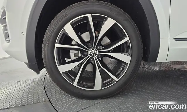 Volkswagen Atlas 2025 2.0 автомат (гидро), миниатюра 5 Volkswagen Atlas 2025 2.0 автомат (гидро), миниатюра 5