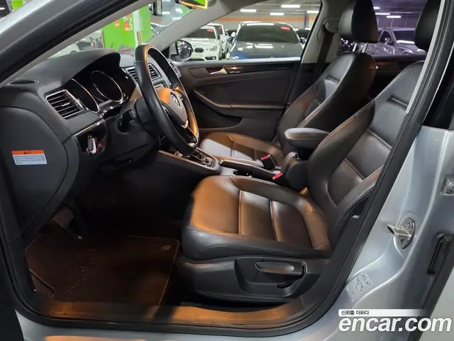 Volkswagen Jetta 2015 2.0 автомат (гидро), миниатюра 11 Volkswagen Jetta 2015 2.0 автомат (гидро), миниатюра 11