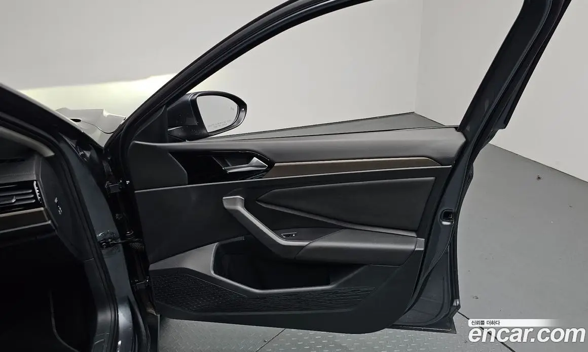 Volkswagen Jetta 2021 1.4 автомат (гидро), фото 13