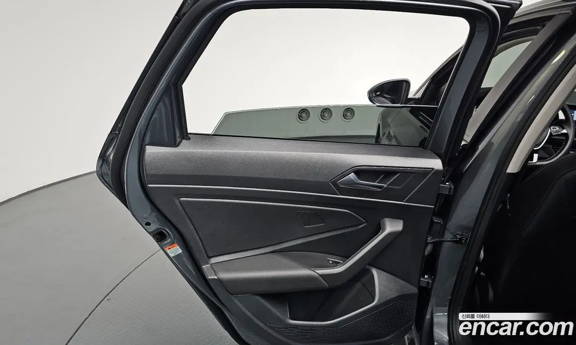 Volkswagen Jetta 2021 1.4 автомат (гидро), фото 14