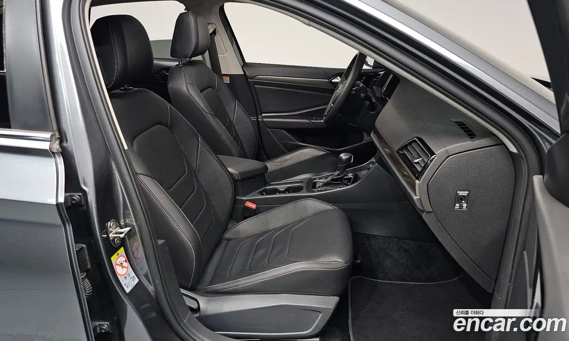 Volkswagen Jetta 2021 1.4 автомат (гидро), фото 15