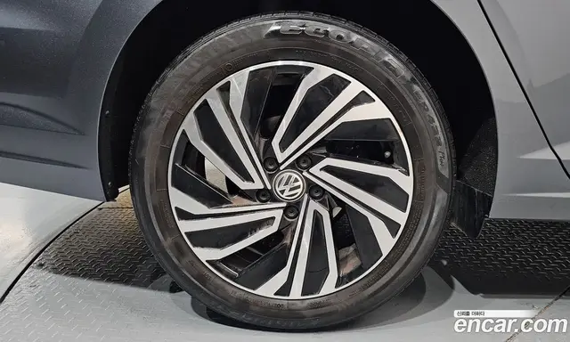 Volkswagen Jetta 2021 1.4 автомат (гидро), миниатюра 6
