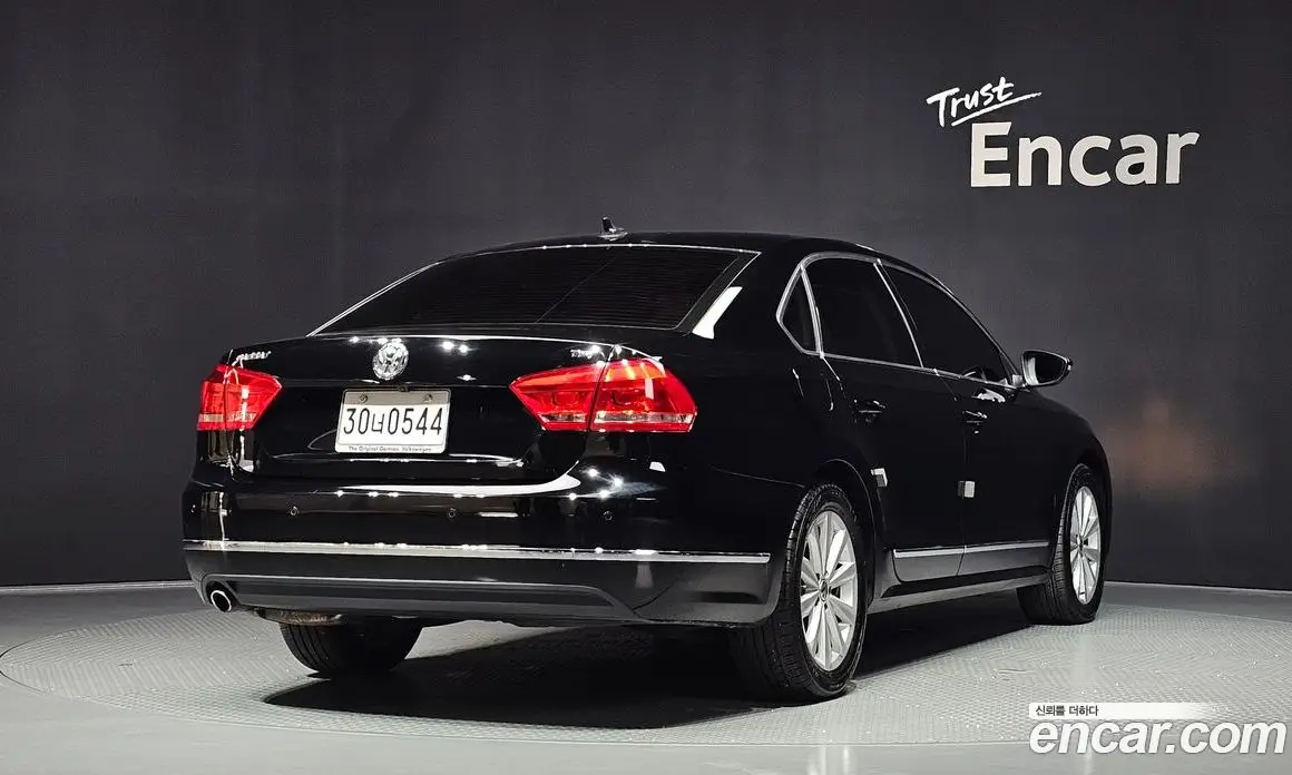 Volkswagen Passat 2015 1.8 автомат (гидро), фото 2 Volkswagen Passat 2015 1.8 автомат (гидро), фото 2