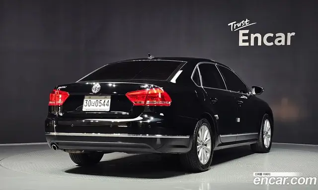 Volkswagen Passat 2015 1.8 автомат (гидро), миниатюра 2 Volkswagen Passat 2015 1.8 автомат (гидро), миниатюра 2