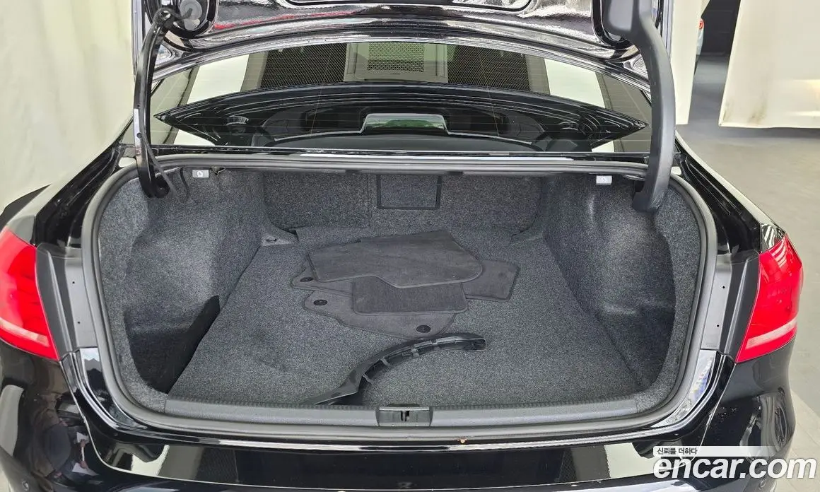 Volkswagen Passat 2015 1.8 автомат (гидро), фото 20 Volkswagen Passat 2015 1.8 автомат (гидро), фото 20