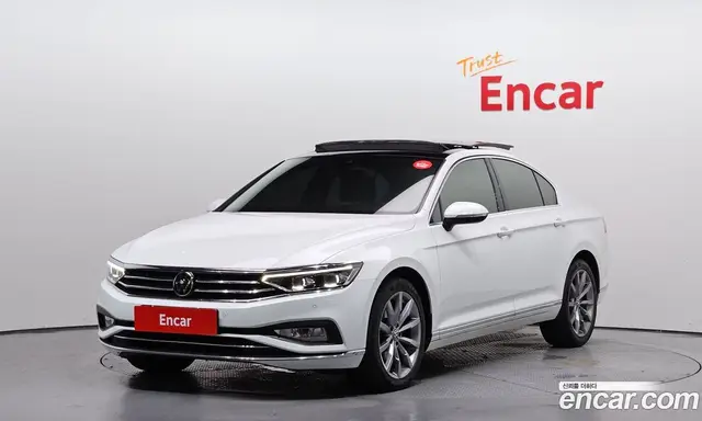 Volkswagen Passat 2022 2.0 автомат (гидро), миниатюра 1 Volkswagen Passat 2022 2.0 автомат (гидро), миниатюра 1