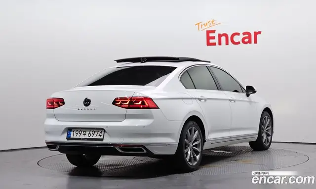 Volkswagen Passat 2022 2.0 автомат (гидро), миниатюра 2 Volkswagen Passat 2022 2.0 автомат (гидро), миниатюра 2