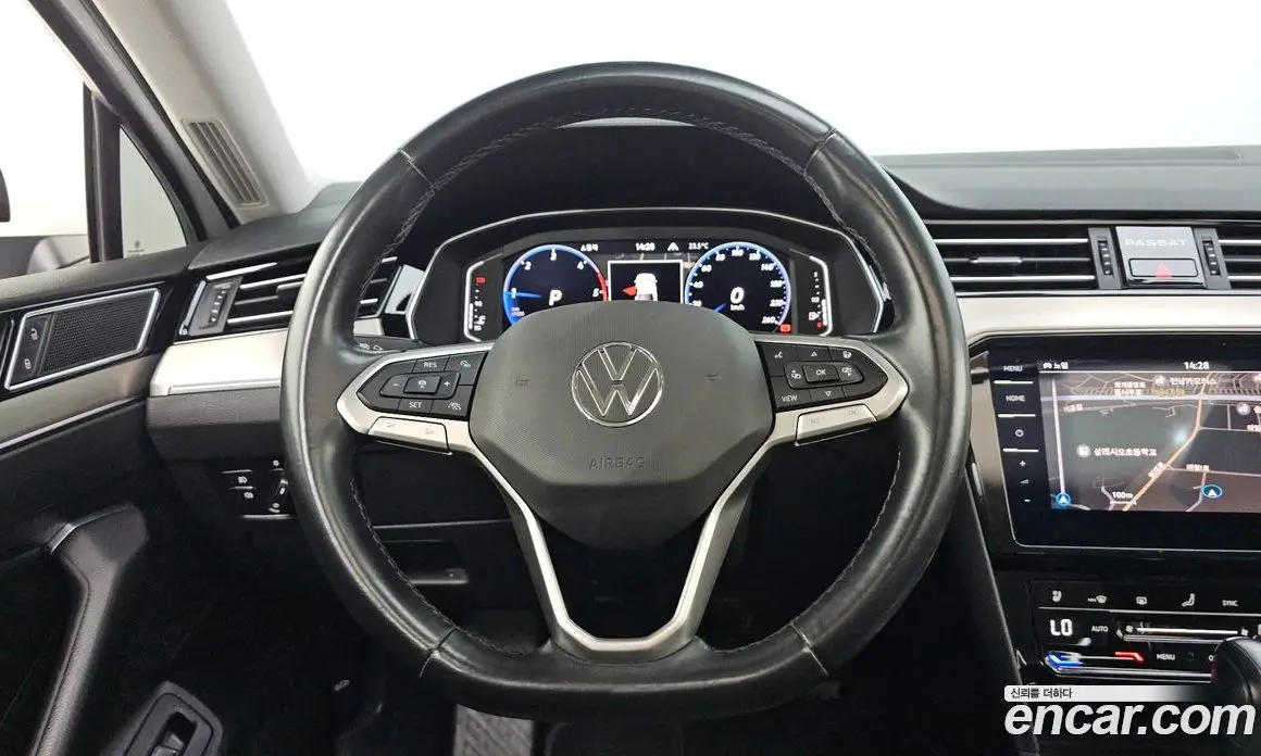 Volkswagen Passat 2022 2.0 автомат (гидро), фото 11 Volkswagen Passat 2022 2.0 автомат (гидро), фото 11