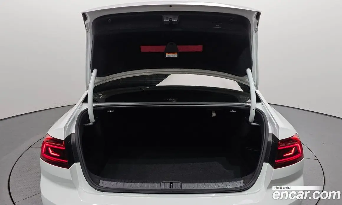Volkswagen Passat 2022 2.0 автомат (гидро), фото 20 Volkswagen Passat 2022 2.0 автомат (гидро), фото 20